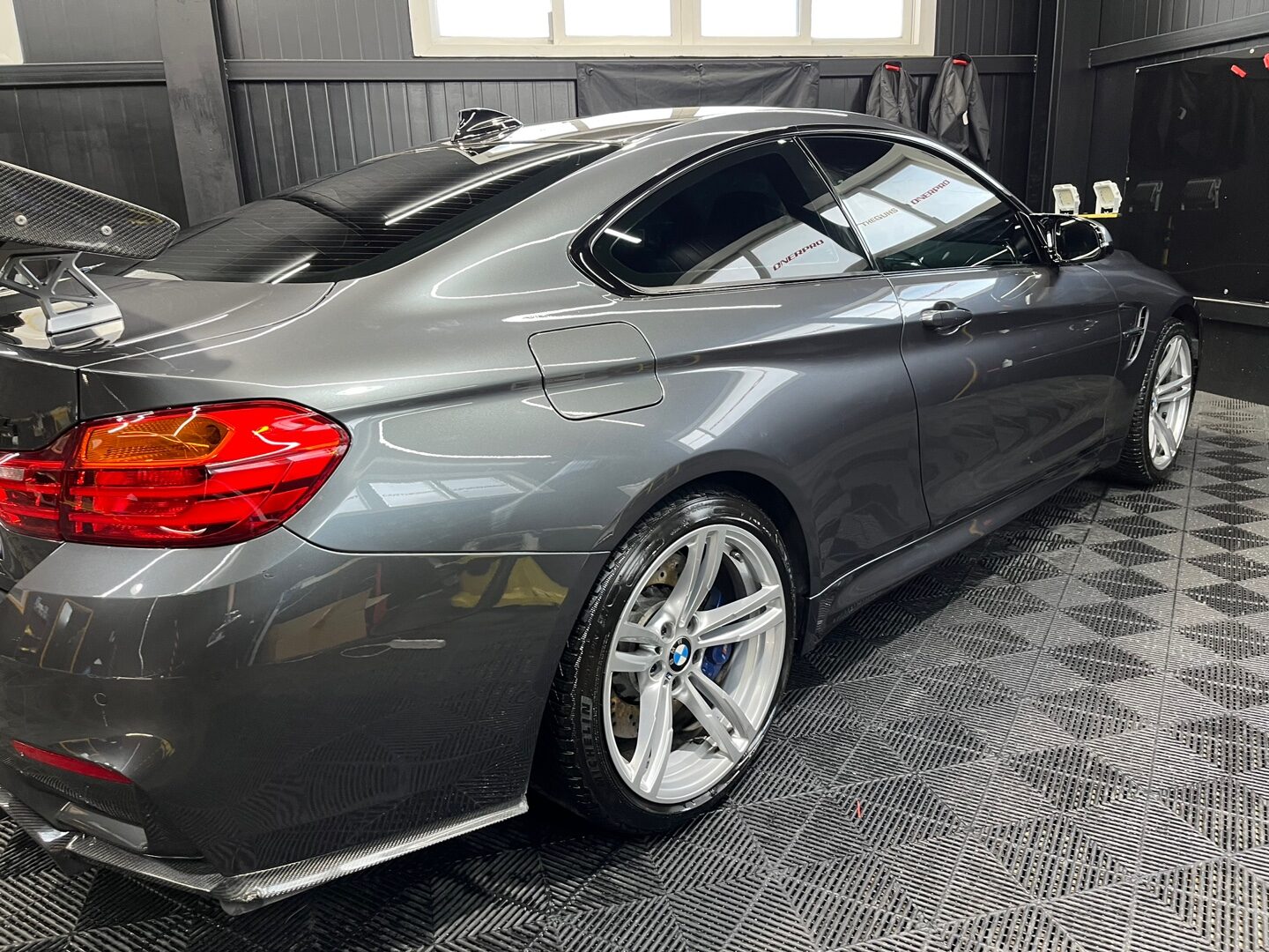 파주운정신도시 공업사 BMW m4 너무 큰 뒤휀다 수리도 완벽!</a>