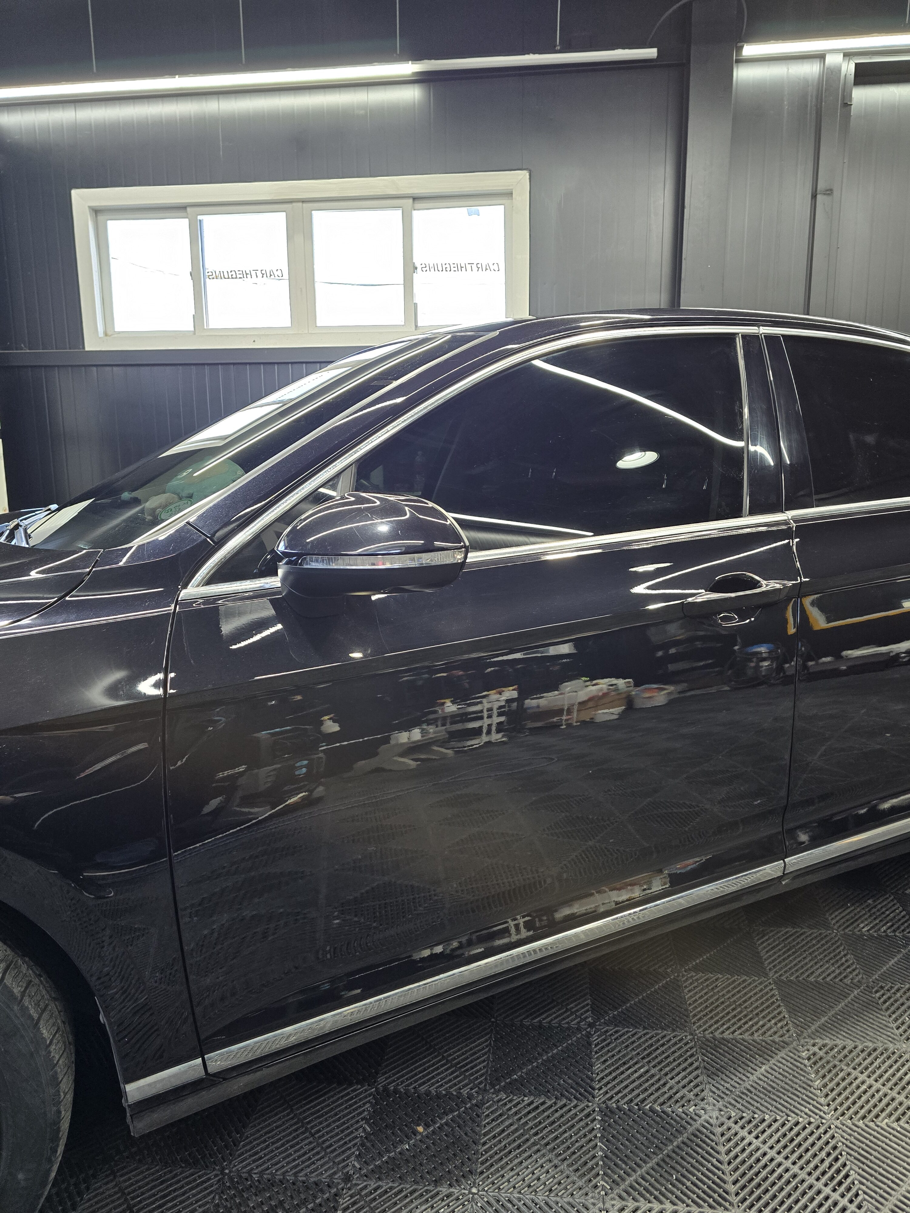 일산공업사 폭스바겐 파사트 오너라면, 도어수리는 카디건스에서 믿고 맡기세요</a>