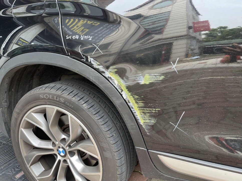 동두천외형복원 bmwx4 교체판정 판금도색 후기</a>