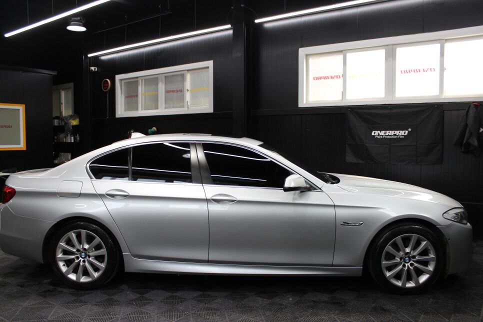 운정카센터 bmw 520d f30 도어수리 전문!|</a>