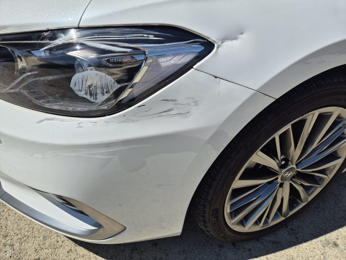 일산덴트 그랜저IG 앞범퍼 복원과 헤드램프 교체, 새 차처럼 돌아오다</a>