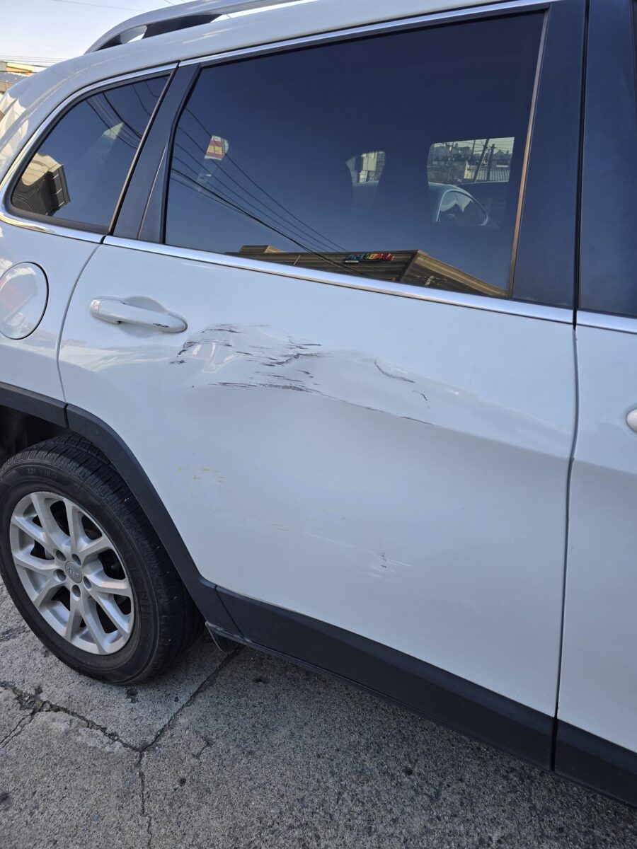 운정카센터 지프 체로키 교환 없이 도어 복원 해주는곳</a>